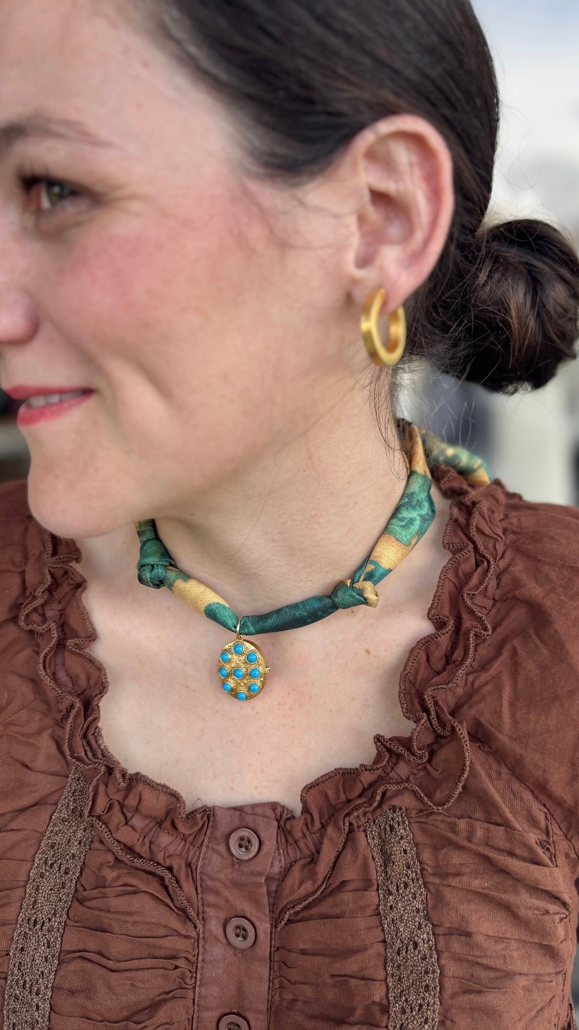 The Scarf Locket: Rosa in Verdant Chinoiserie